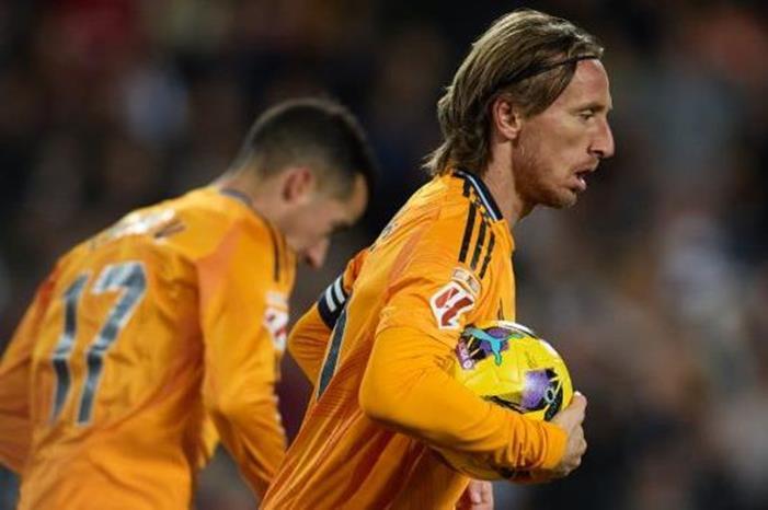 GettyImages-2192309707-1