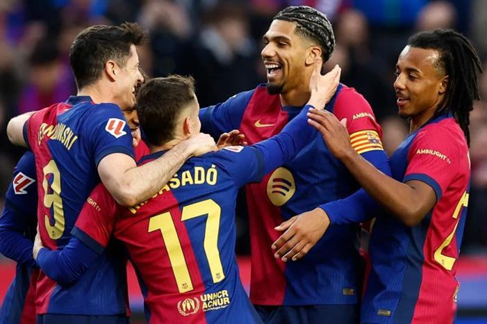 برشلونة يستضيف أوساسونا للثأر والابتعاد بصدارة الليغا 2