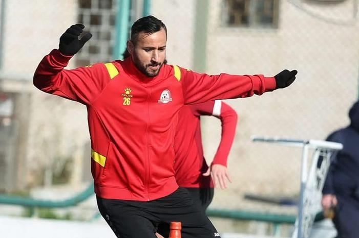 فريق شباب الأردن ينهي عقد محترفه الجزائري 1741423028051