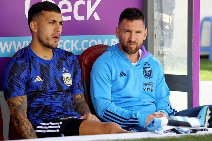 ميسي يقاطع زميله بسبب إهانة برشلونة b57fd61b-c24c-478d-9208-ae5290328bcd