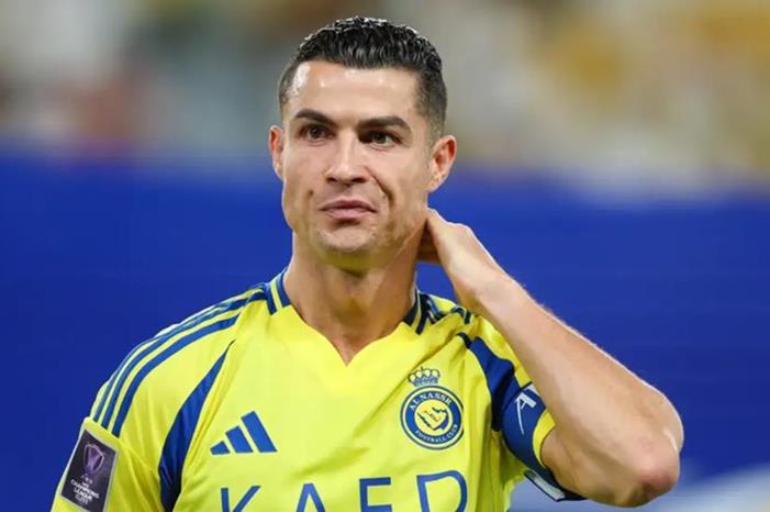 رونالدو لشبيهه التركي: لا تشبهني.. فأنت قبيح! (فيديو) 67cb53c24c59b7787e6841e3