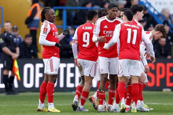 c4fd2454-fca0-43ba-b708-d8b25a35bb84