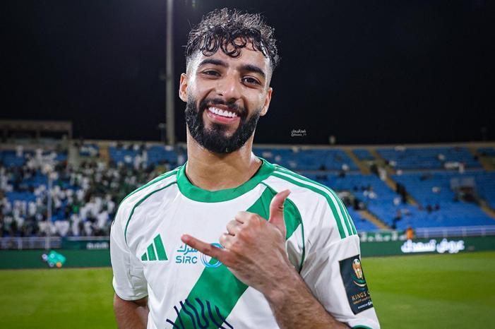 إصابة-صالح-أبو-الشامات-تبعده-عن-مواجهة-الأهلي-والاتفاق