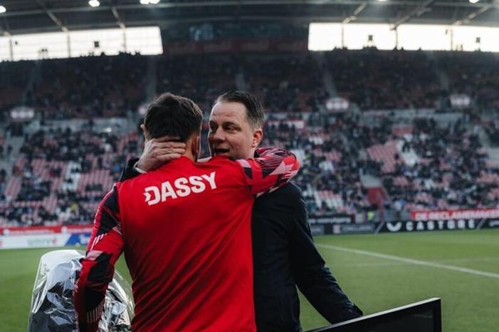 69ae725c42360469b703bb1b