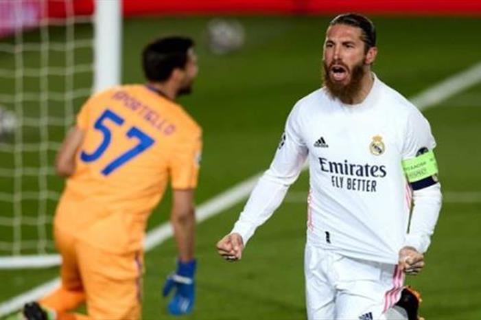 راموس ينقذ حكم الكلاسيكو من بين أنياب نجوم برشلونة 3386DF1E43853