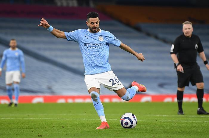 التشكيل المتوقع للسيتي ودورتموند Riyad Mahrez of Manchester City