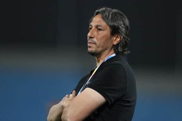 أبو زمع يعاتب الحكم ،، وهذه تصريحات مدرب ونجم السد القطري ifydi8gt7eqrnbqhecbj