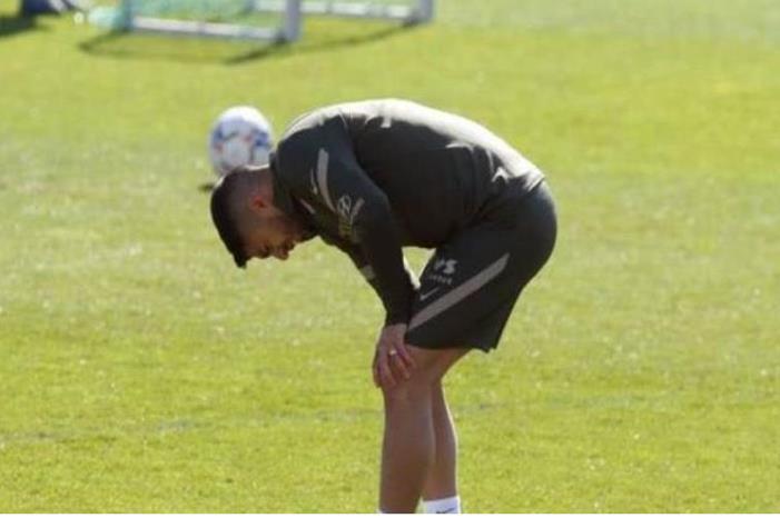 إصابة سواريز خلال تدريبات أتلتيكو مدريد 830891