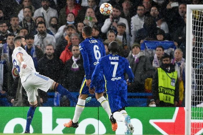 صافرة بولندية لإدارة قمة ريال مدريد وتشيلسي بدوري الأبطال bnzema