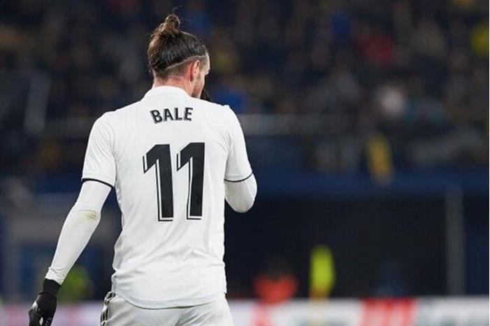 رد فعل منبوذ ريال مدريد على صافرات الاستهجان 6252c9e542360449fd2c02e4