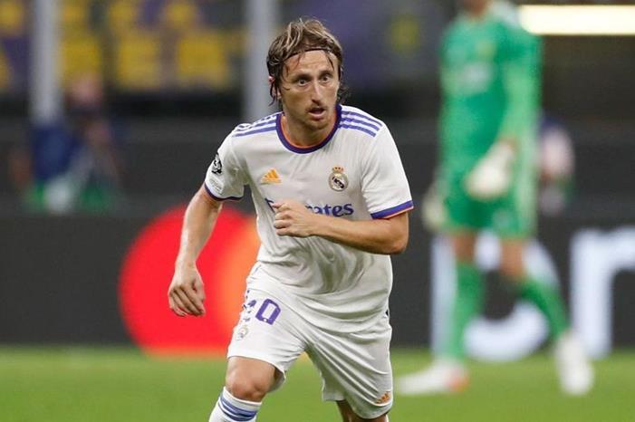 لوكا مودريتش يفوز بجائزة رجل مباراة مدريد وتشيلسي 119628-lukamodric10_241967711_391370292443093_1231405850776342686_n