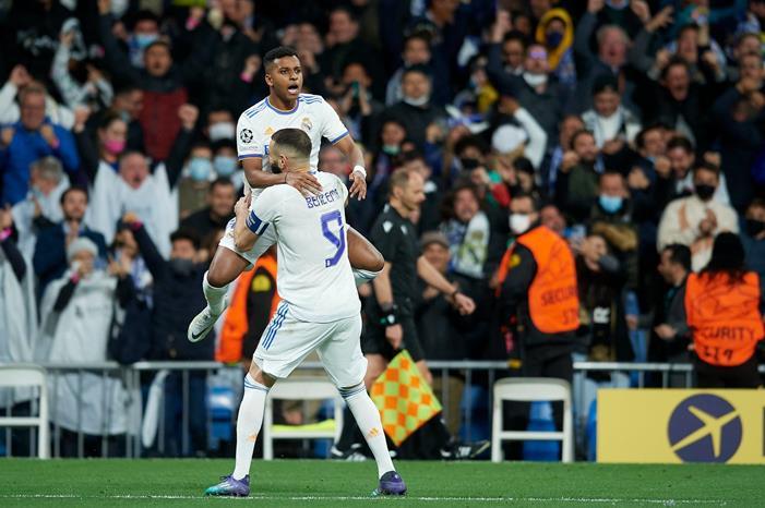 389215-احتفال-بنزيما-ورودريجو