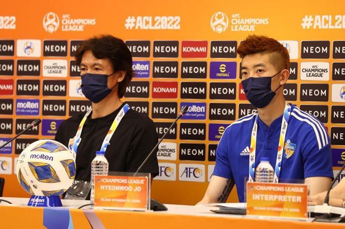 Hong-Myung-bo-Head-Coach-Ulsan-Hyundai-ACL2022