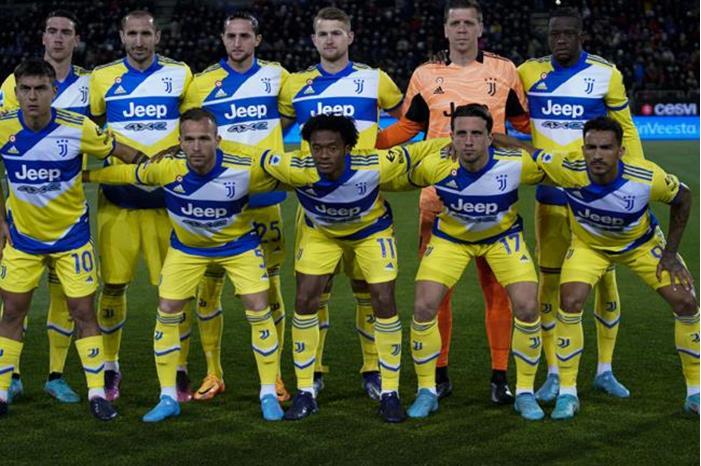 تبرئة يوفنتوس ونابولي بعد محاكمة بشأن جرائم مالية 625a6bad4c59b746ed4808f3