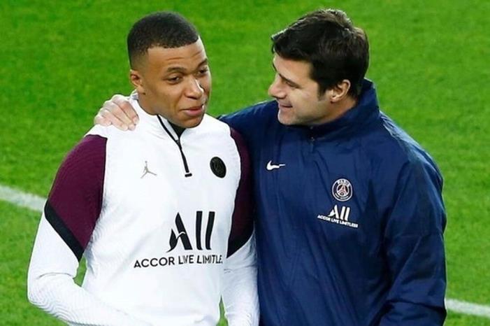 بوكيتينو: مبابي صار سعيدًا معي mbappe-pochettino