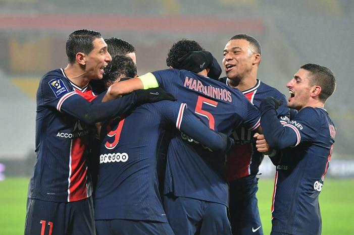 سان جيرمان يستضيف مارسيليا في كلاسيكو فرنسا 65