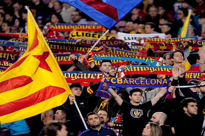 رابطة جماهير برشلونة تقاطع مباراة قادش بعد فضيحة الدوري الاوروبي EB94E6FE-032E-4498-A148-EB58F85363BF.