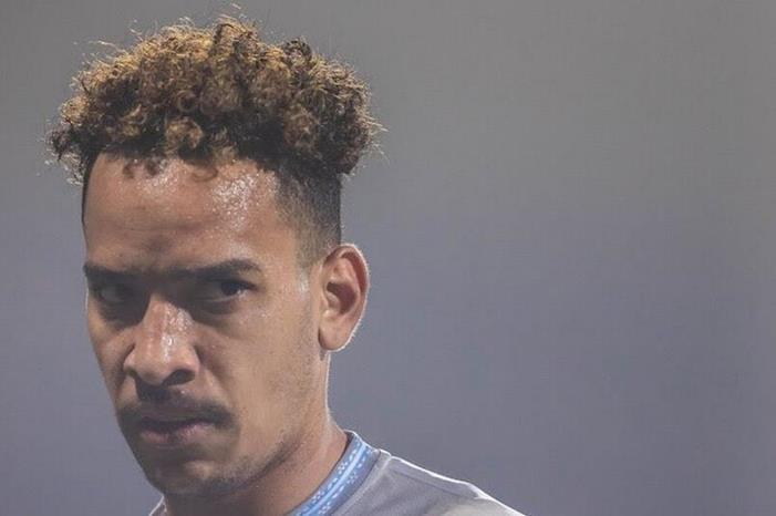 ماتيوس بيريرا قريب من مغادرة نادي الهلال السعودي al-hilal