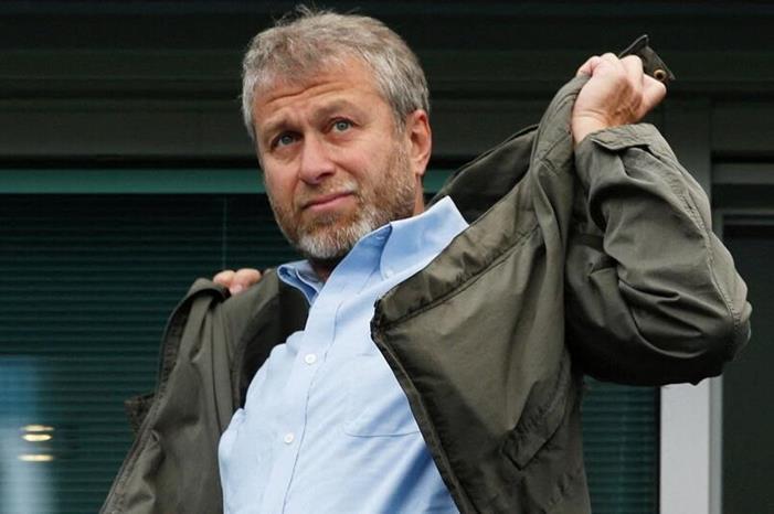 سيرينا وليامز ولويس هاميلتون ينضمان إلى عرض لشراء نادي تشيلسي roman-abramovich-2