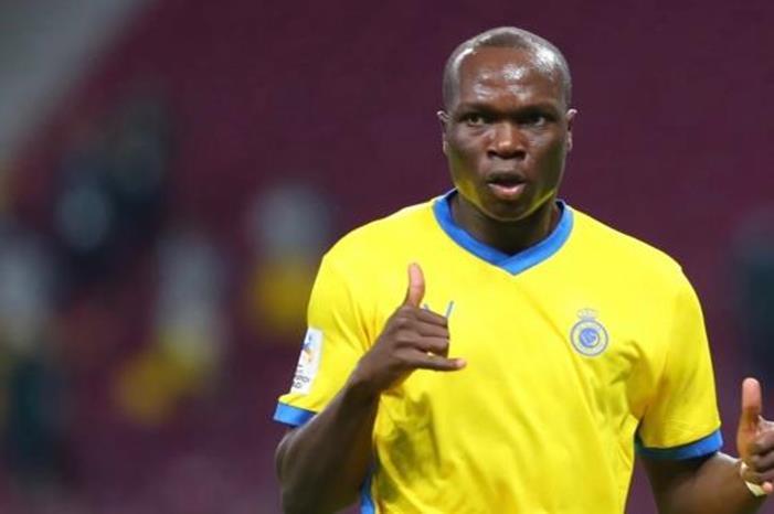 الكاميروني فيسنت أبو بكر محترف النصر السعودي