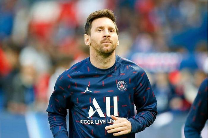 باريس يضع ميسي على بعد خطوات من عرش صديقه 6264f5c64c59b754512a8375