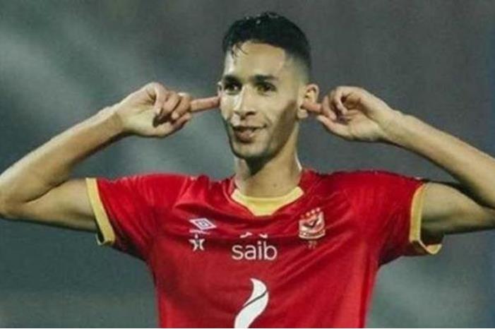 الأهلي يعلن موعداً محتملاً لعودة بدر بانون 138-123807-badr-benoun-wife-alahly-alrajaa_700x400