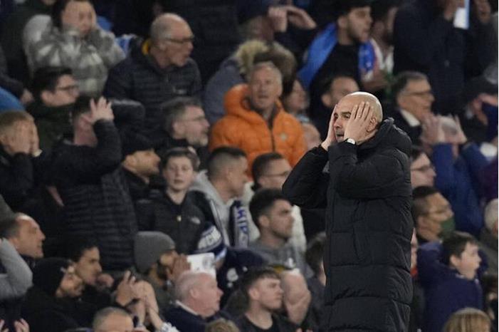 6268d38142360472ff34b27a