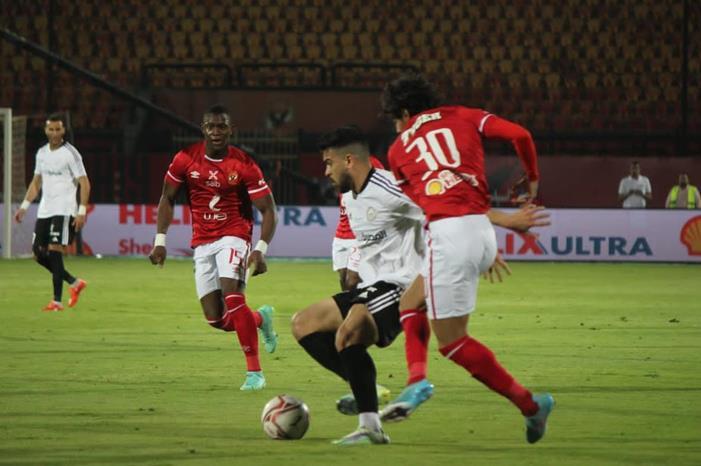 الاهلي يتعثر أمام طلائع الجيش بالدوري المصري IMG-20220427-WA0027