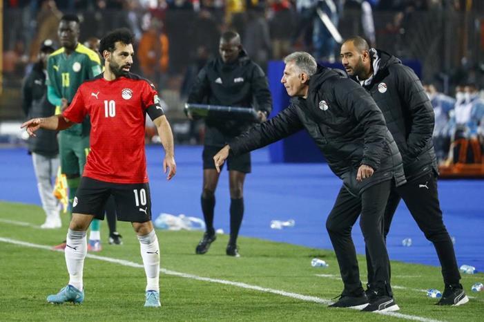 4215130-326X4EF-highres