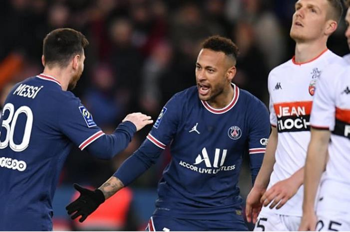 ميسي يسجل في ليلة تألق باريس سان جيرمان باريس سان جيرمان_0