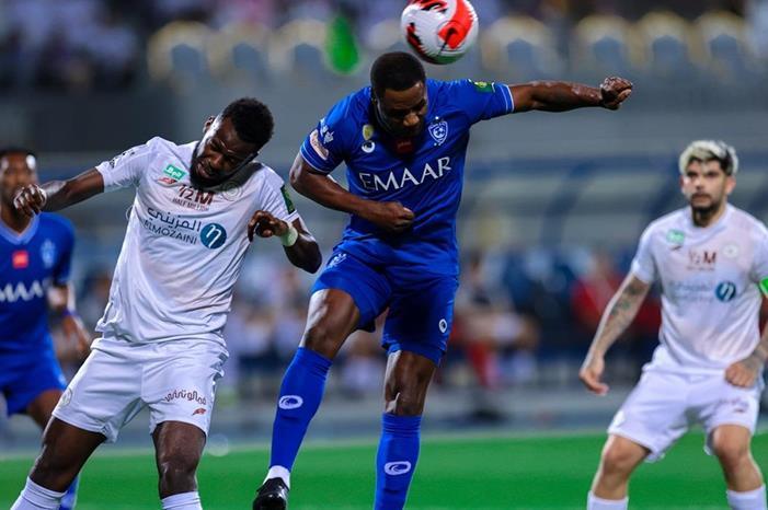 الهلال أول الواصلين إلى السوبر السعودي يببب