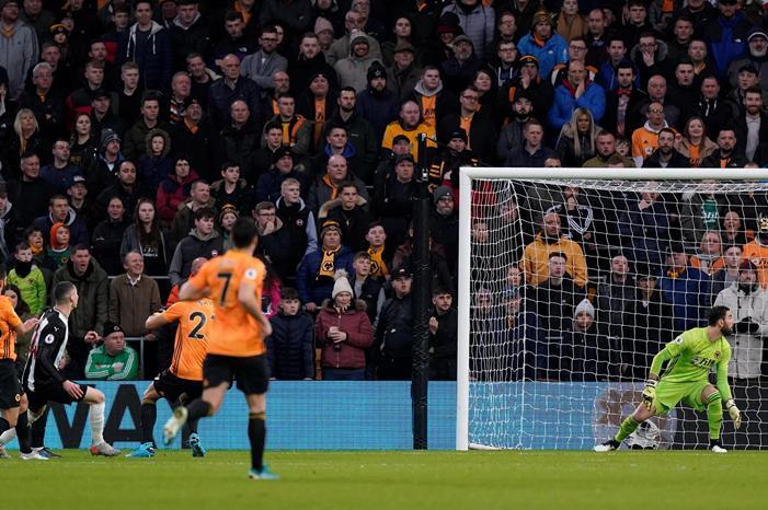 1316846-وولفرهامبتون-ضد-نيوكاسل-(4)