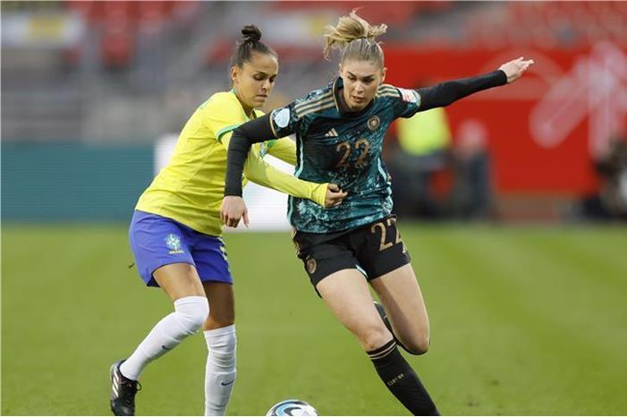 epa_soccer_2023-04_2023-04-11_2023-04-11-10568655_epa