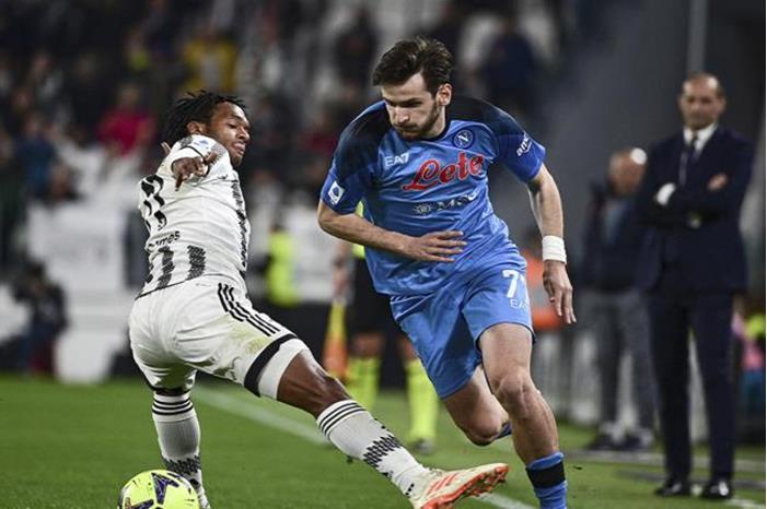 نابولي يخطف فوزا قاتلا من ملعب يوفنتوس 64459b52423604427939c61f