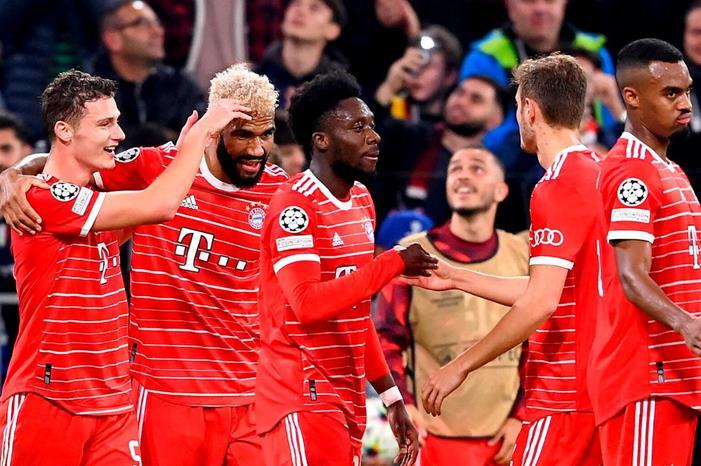 لاصطياد نجمه.. بايرن يغري نابولي بطعم ماني! fcb