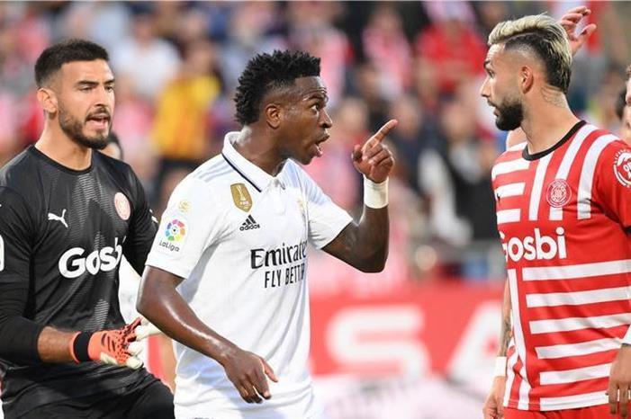 فينيسيوس يستهزئ بحكم مباراة جيرونا afp_20230425_20230425-afp_33du8gu_afp