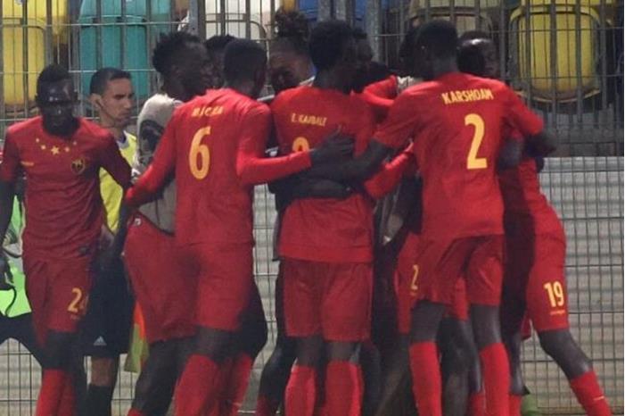 6448dadc4c59b737004447ad