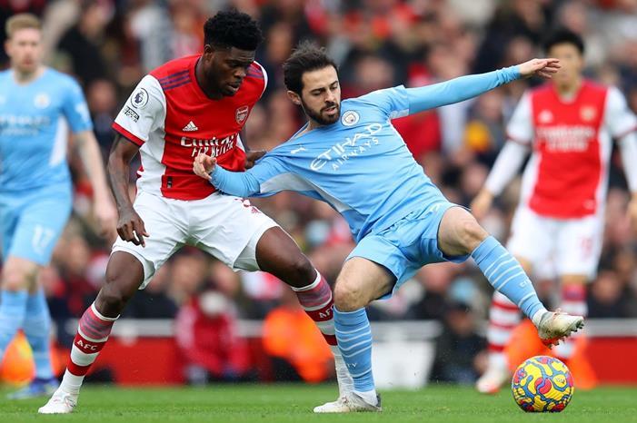 معلق ارسنال