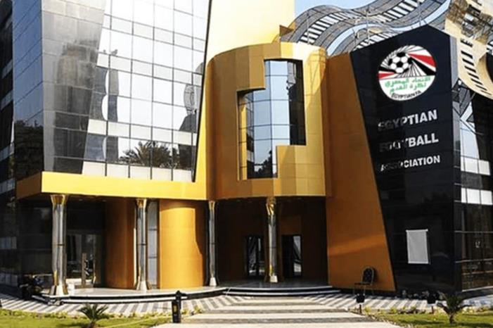 الاتحاد المصري يكشف موعد انتهاء الدوري .. ومفاجأة بشأن الزمالك 3