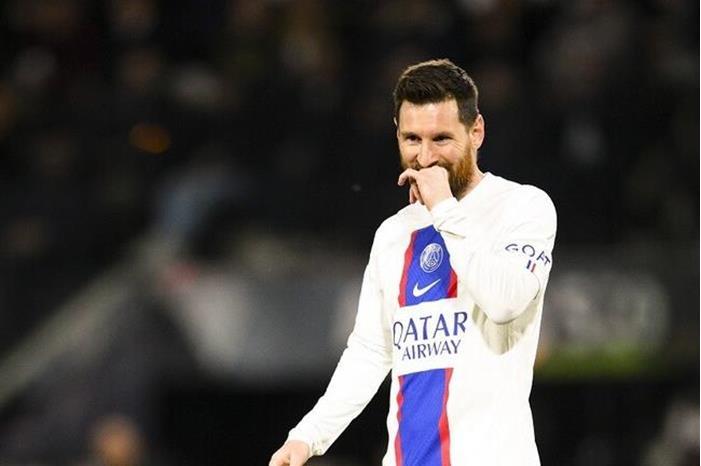 6448303b423604232c43c093