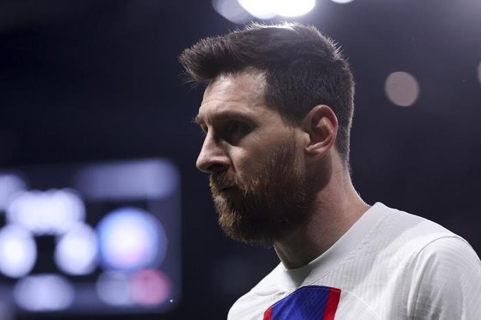 6449fbbc4c59b77f5a3f0a32