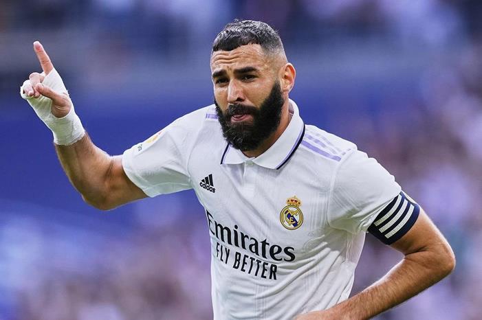 بنزيما رابع أفضل هداف في الليغا Fu5dOLiXoAIYPgP