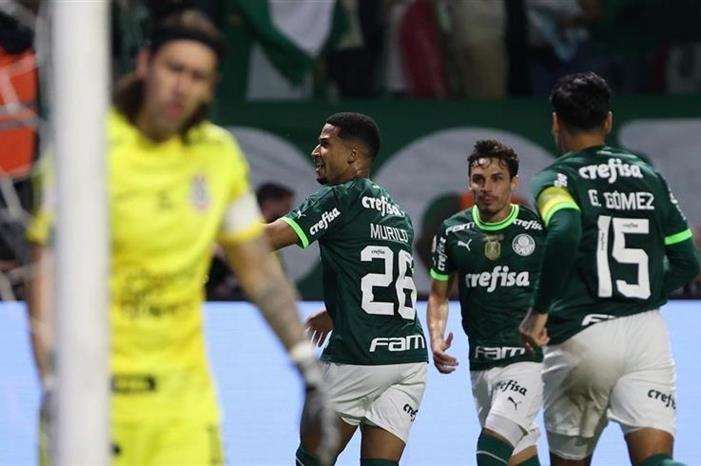 بالميراس يهزم كورينثيانز بثنائية بالدوري البرازيلي 202343011748251Q9