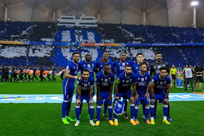 التشكيلة الأساسية للهلال التي بدأت المواجهة