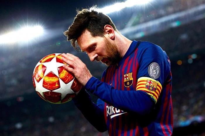 موقف نجوم برشلونة من عودة ميسي! 1500x9999-c