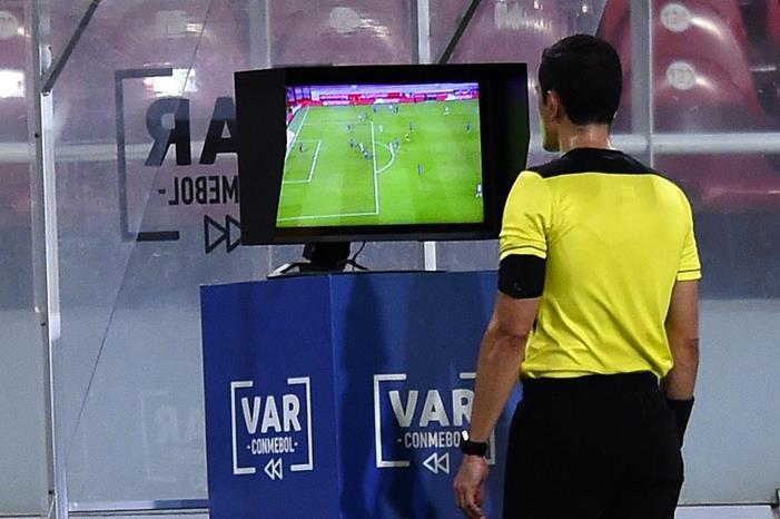 حل أزمة تقنية VAR بالدوري المصري 1680551938
