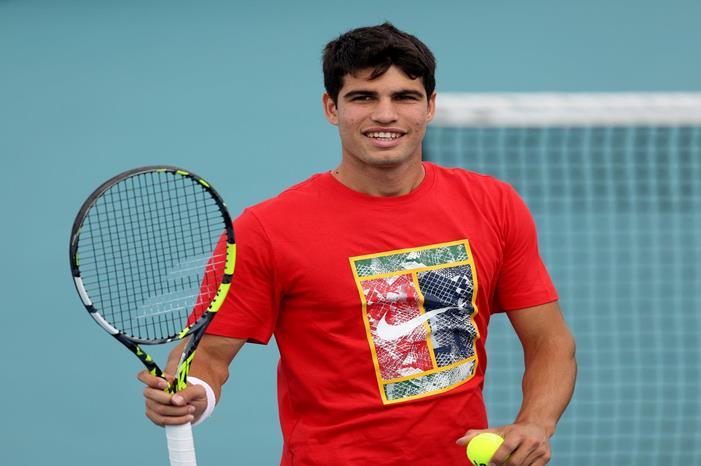 الكاراز يعلن انسحابه من دورة مونتي كارلو بسبب الاصابة GettyImages-1475974306