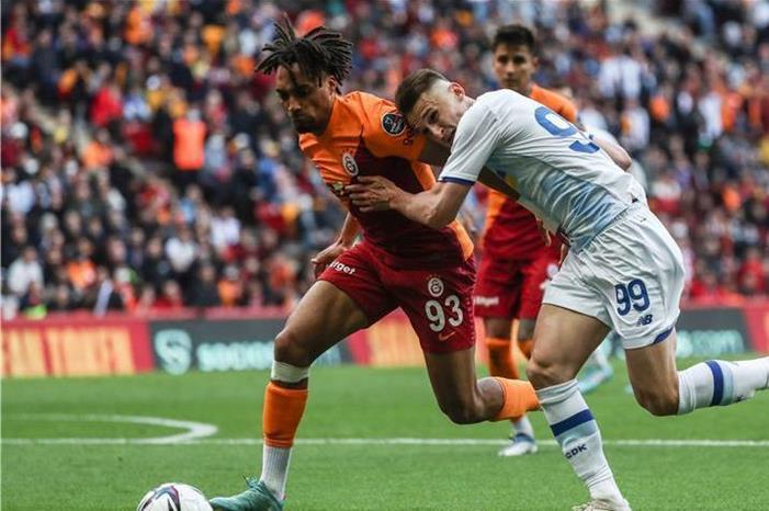 epa_soccer_2022-04_2022-04-14_2022-04-14-09889939_epa