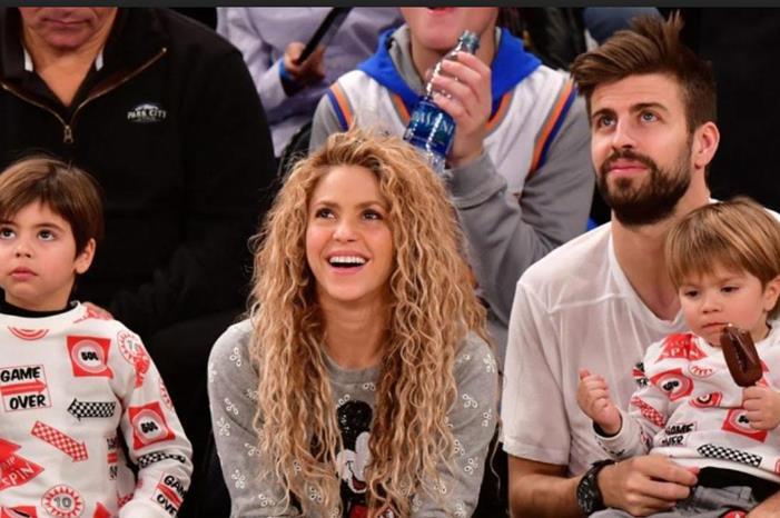 بيكيه يطرد شاكيرا من منزلها في برشلونة image