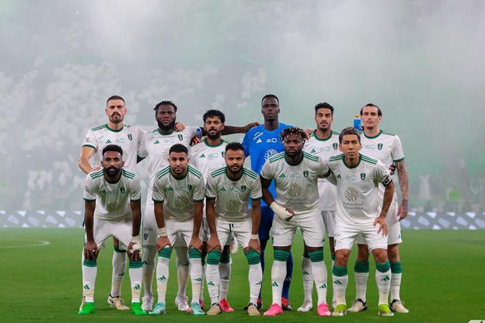 شاهد.. على طريقة رامز جلال.. الأهلي يسخر من الاتحاد GKGuC8eXoAALhr9